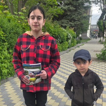 Creatieve materialen aan behoeftige kinderen in Vanadzor (2026)